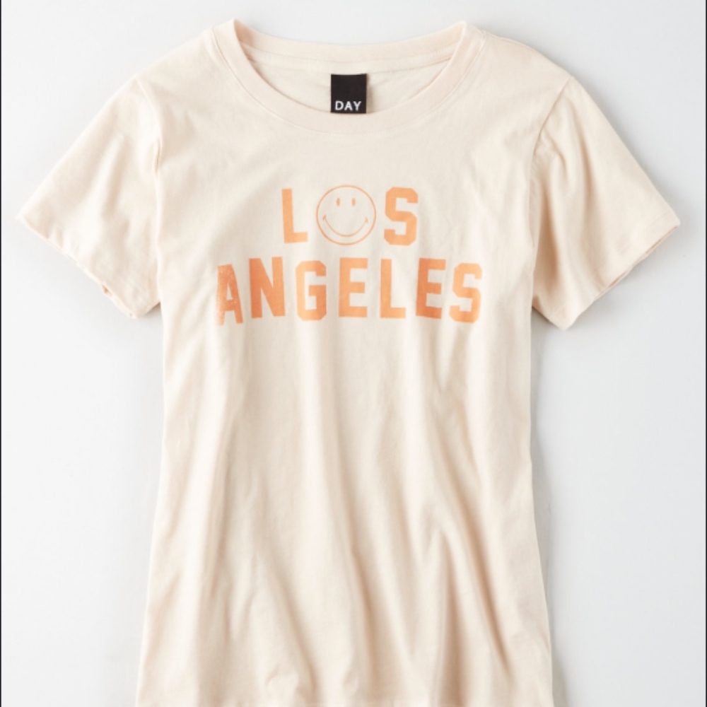 NWT AE Studio DAY Los Angeles tee, Sz XS